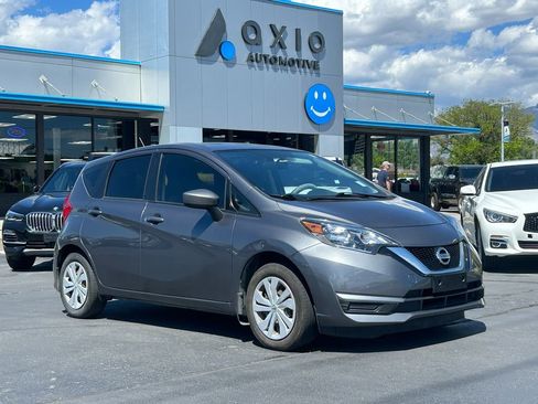 Used 2018 Nissan Versa Note SV FWD image 1