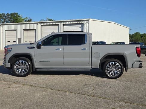 Used 2025 GMC Sierra 1500 Denali image 2