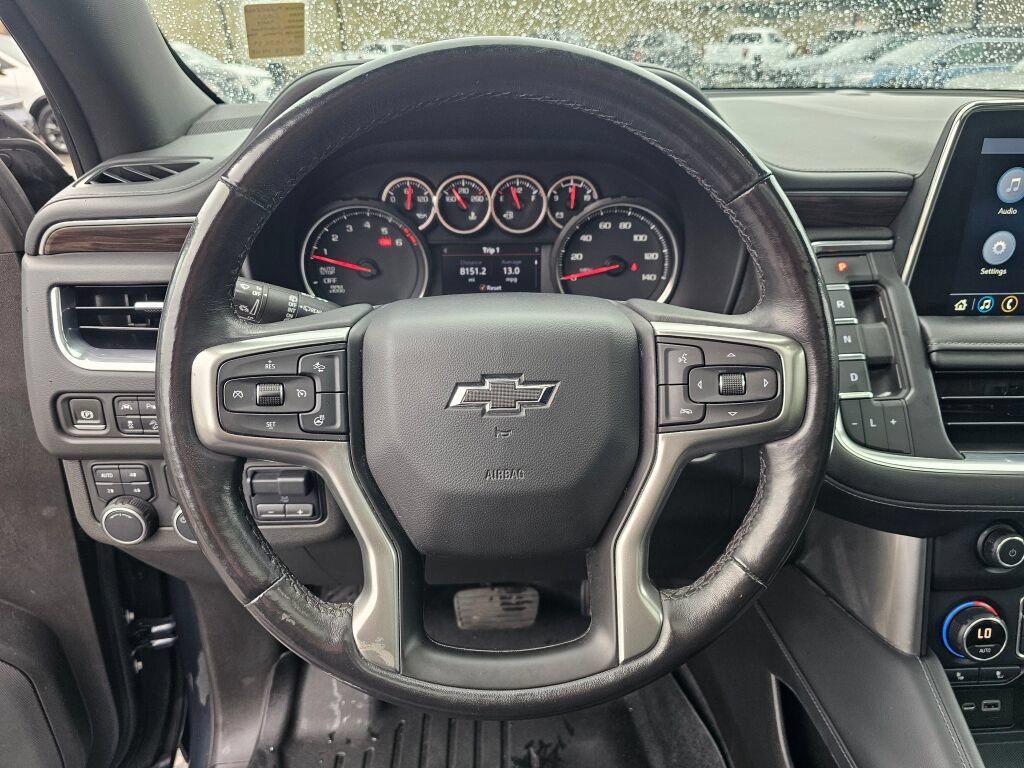 Used 2021 Chevrolet Suburban Z71 w/ Z71 Signature Package AWD/4WD image 12