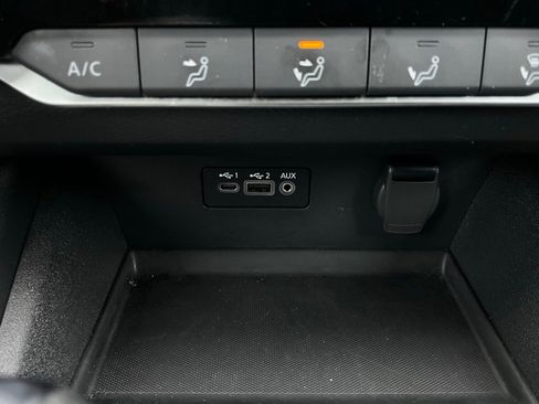 Used 2025 Nissan Altima 2.5 SV image 25