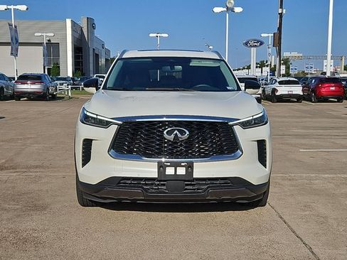 Used 2022 INFINITI QX60 Luxe w/ Cargo Package FWD image 2