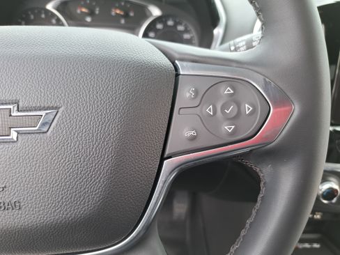 Used 2023 Chevrolet Traverse RS AWD/4WD image 20