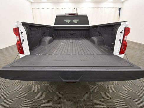 Used 2024 Chevrolet Silverado 2500 LT w/ Convenience Package image 7