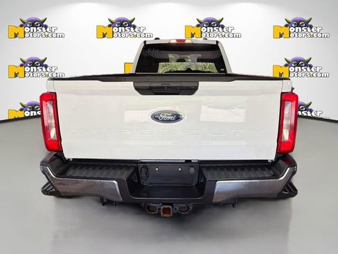Used 2023 Ford F250 XLT w/ FX4 Off-Road Package AWD/4WD image 5