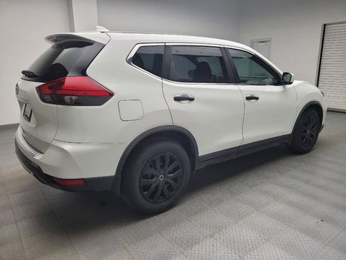 Used 2017 Nissan Rogue S FWD image 10