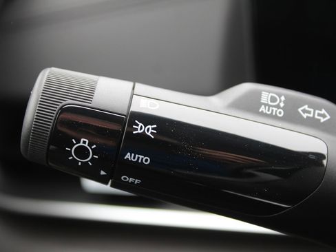 New 2026 Kia Carnival EX image 33