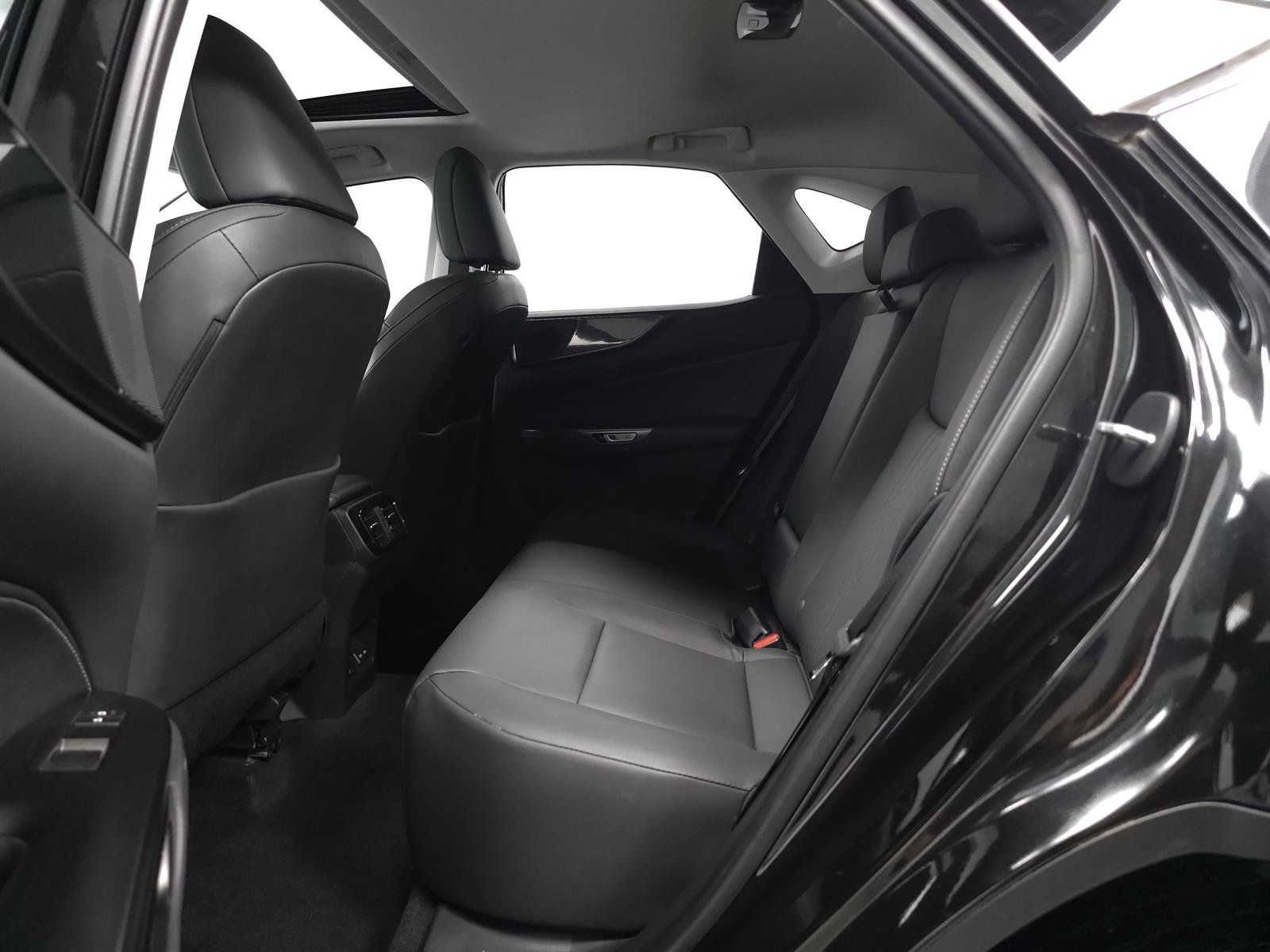 Used 2024 Lexus NX 350 AWD w/ Cold Area Package image 5
