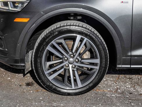 Used 2020 Audi Q5 e Prestige w/ Prestige Package image 12