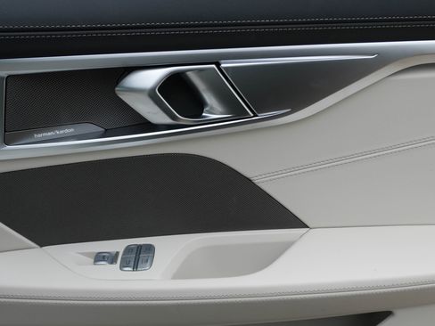 Certified 2025 BMW 840i image 31