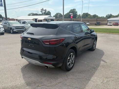 Used 2025 Chevrolet Blazer LT AWD/4WD image 6