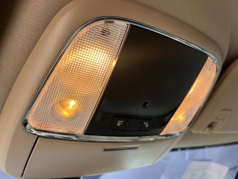 Used 2022 Jeep Grand Cherokee Laredo E image 33