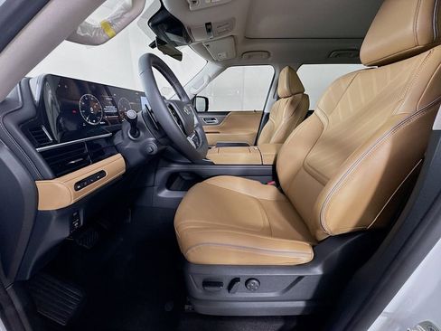 New 2026 INFINITI QX80 Luxe w/ Cargo Package image 26