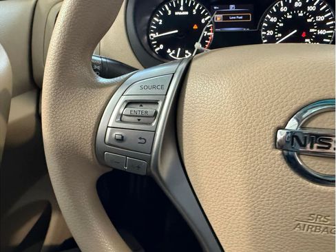 Used 2016 Nissan Altima 2.5 S w/ Power Driver Seat Package image 26