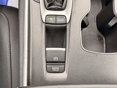 Used 2020 Honda Accord Sport image 29