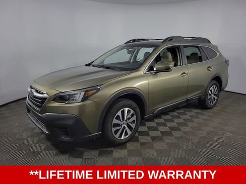 Used 2022 Subaru Outback Premium image 3