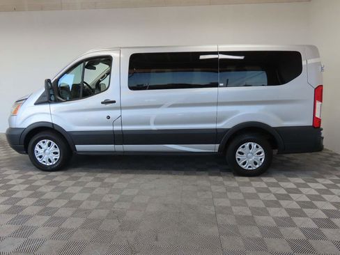 Used 2018 Ford Transit 150 XLT image 5