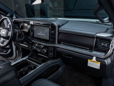 Used 2026 Ford F250 Platinum image 18