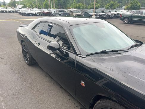 Used 2021 Dodge Challenger R/T Scat Pack w/ Dynamics Package RWD image 19