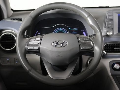 Certified 2021 Hyundai Kona Limited FWD image 33