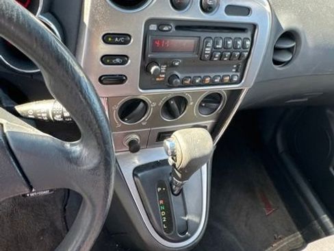 Used 2004 Pontiac Vibe w/ Power Group Value Package FWD image 9