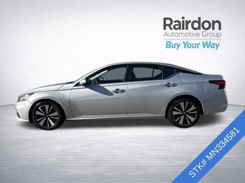 Used 2021 Nissan Altima 2.5 SV FWD image 4