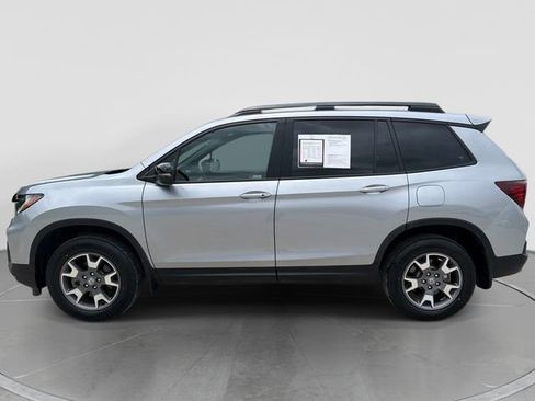 Used 2022 Honda Passport TrailSport image 7