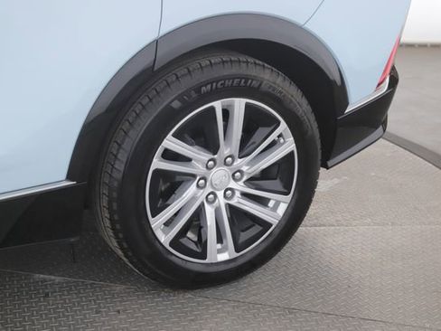 Used 2024 Cadillac Lyriq Tech RWD image 14