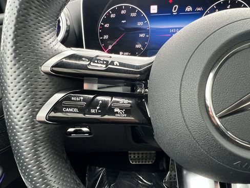 Certified 2025 Mercedes-Benz GLC 300 4MATIC image 19