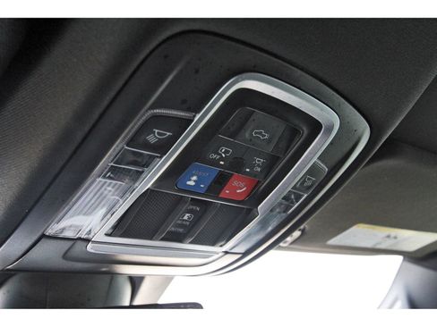 Used 2023 RAM 1500 Laramie AWD/4WD image 23