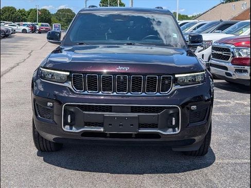 Used 2023 Jeep Grand Cherokee L Overland w/ Advanced Protech Group III image 14