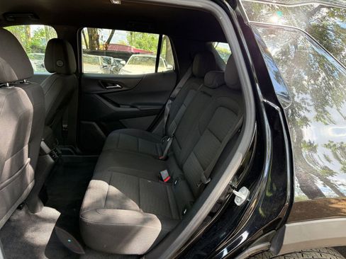 Used 2025 Chevrolet Equinox LT FWD image 37
