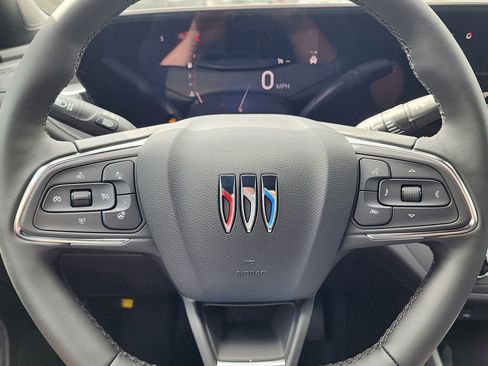 New 2026 Buick Envista Preferred image 18
