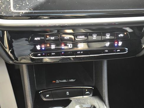 Used 2023 Chevrolet Bolt EUV Premier w/ Sun & Sound Package image 23