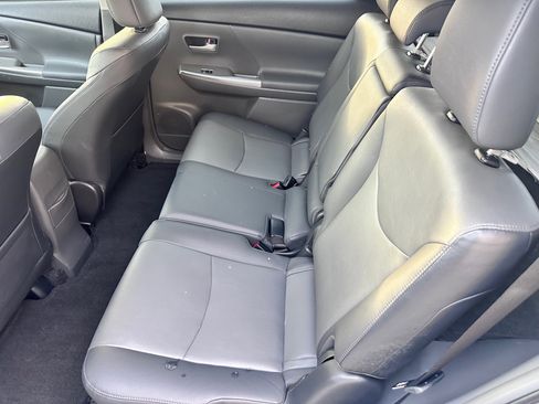 Used 2012 Toyota Prius V Two image 6