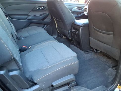 Used 2019 Chevrolet Traverse LS image 10