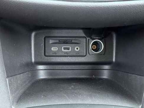 Used 2022 Chevrolet Equinox RS w/ RS Leather Package FWD image 20