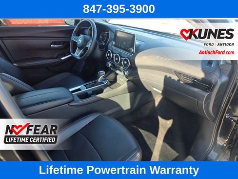Used 2023 Nissan Sentra SR w/ SR Premium Package image 31