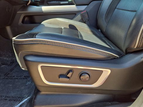 Used 2023 RAM 1500 Laramie AWD/4WD image 25