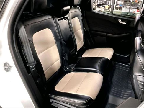 Used 2021 Ford Escape Titanium w/ Titanium Elite Package image 20