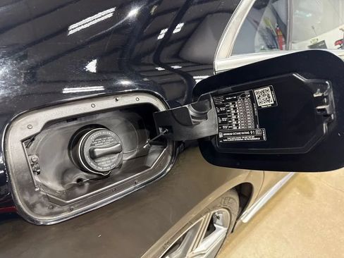 Used 2014 Mercedes-Benz S 63 AMG 4MATIC Sedan image 71
