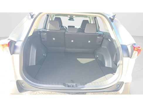 Used 2025 Toyota RAV4 XLE image 12