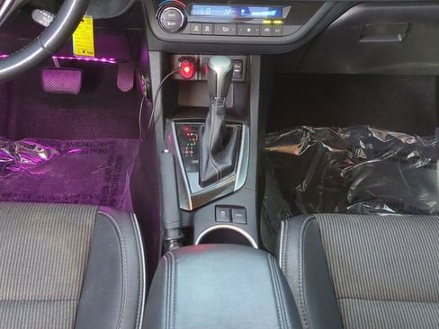 Used 2016 Toyota Corolla S image 18