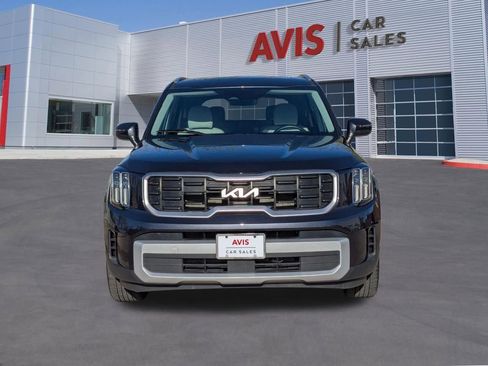 Used 2025 Kia Telluride S image 2