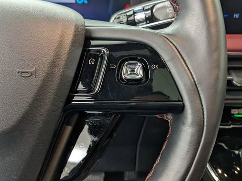 Used 2025 Lincoln Corsair Grand Touring w/ Towing Package image 34