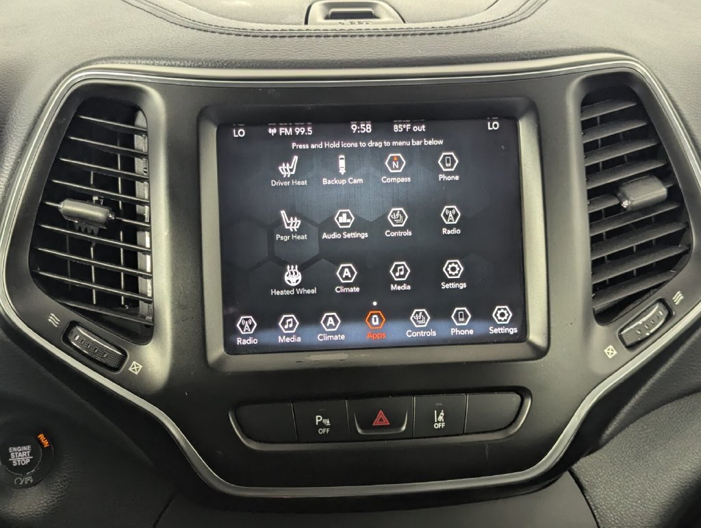 Used 2021 Jeep Cherokee Latitude Lux w/ Comfort/Convenience Group FWD image 17
