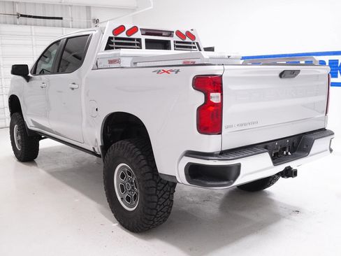 Used 2021 Chevrolet Silverado 1500 LT image 6