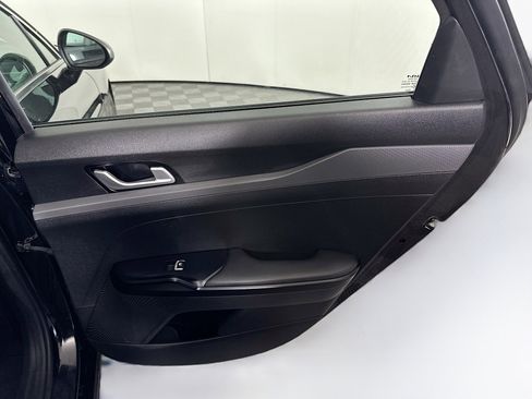 Used 2023 Kia K5 LXS image 29