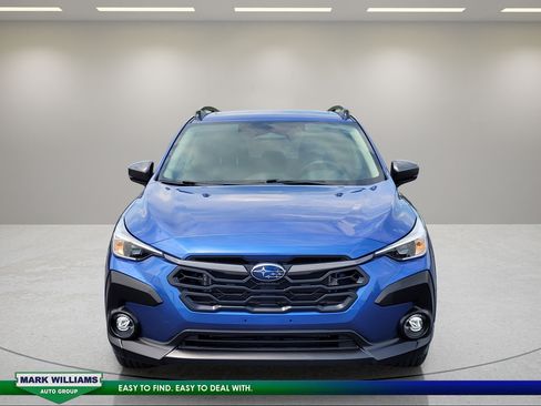 Used 2025 Subaru Crosstrek 2.5i Premium AWD/4WD image 9