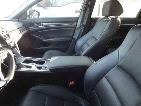 Used 2020 Honda Accord Sport image 8