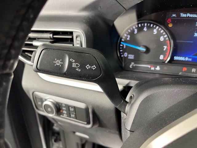Used 2022 Ford Explorer XLT w/ Equipment Group 202A AWD/4WD image 19